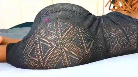 Snapshot of assiology11 chatting on 02/09/25, 12:28 Assiology online show from 02/09/25, 12:28