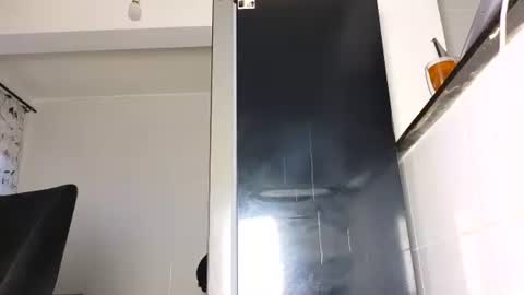 Snapshot of assiology11 chatting on 02/16/25, 06:54 Assiology online show from 02/16/25, 06:54