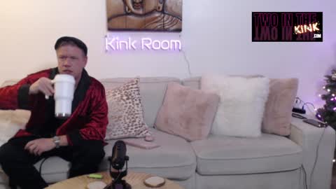 ASSleigh Abbott online show from 12/17/24, 02:44