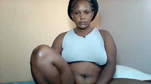 Snapshot of assqueen4 chatting on 10/02/25, 07:04 FLORAH DANIEL online show from 10/02/25, 07:04