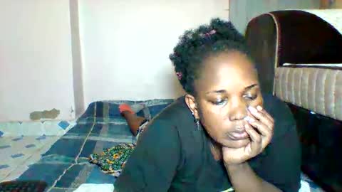 Snapshot of assqueen4 chatting on 10/22/25, 06:51 FLORAH DANIEL online show from 10/22/25, 06:51
