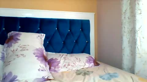 Snapshot of assqueen4 chatting on 07/13/26, 08:06 FLORAH DANIEL online show from 07/13/26, 08:06