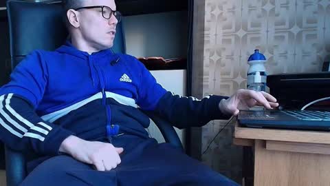 Snapshot of asterion51 chatting on 12/21/25, 02:57 asterion51 online show from 12/21/25, 02:57