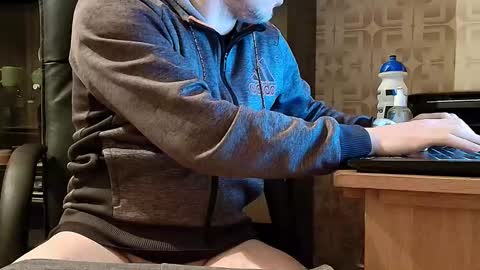 Snapshot of asterion51 chatting on 01/15/26, 06:55 asterion51 online show from 01/15/26, 06:55