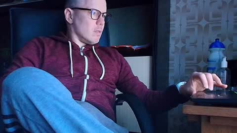 Snapshot of asterion51 chatting on 02/02/26, 04:17 asterion51 online show from 02/02/26, 04:17