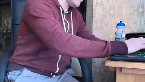 Snapshot of asterion51 chatting on 02/05/26, 03:38 asterion51 online show from 02/05/26, 03:38