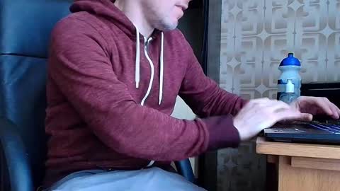 Snapshot of asterion51 chatting on 02/12/26, 03:40 asterion51 online show from 02/12/26, 03:40