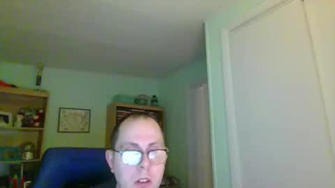 Andrew or Smiley Read the message in bold above the bio design for info on the situation. online show from 03/08/25, 04:23