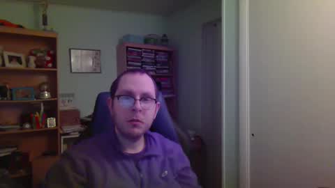 Andrew or Smiley Read the message in bold above the bio design for info on the situation. online show from 01/06/26, 02:59