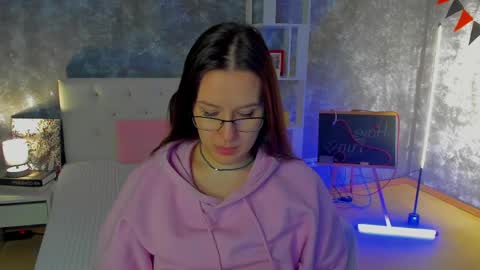 Asti online show from 04/21/26, 01:42