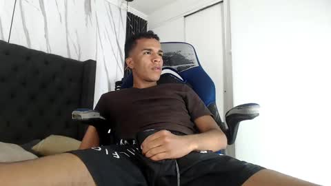 Aston  online show from 10/04/25, 04:43