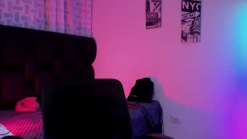 astonhills online show from 10/11/25, 02:22