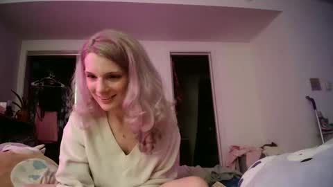 AstoriaLove online show from 12/18/24, 03:15