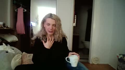 AstoriaLove online show from 03/05/25, 01:10