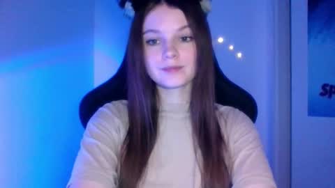 astradream_ online show from 12/16/25, 10:26