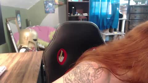 Snapshot of astraeasiren chatting on 10/03/25, 05:43 AstraeaSiren online show from 10/03/25, 05:43