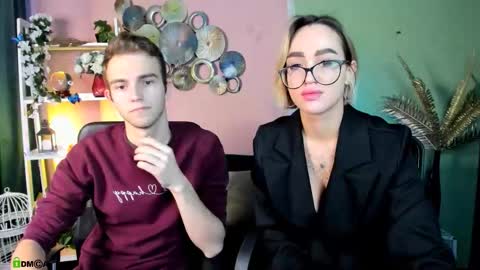 astren online show from 12/01/25, 06:51