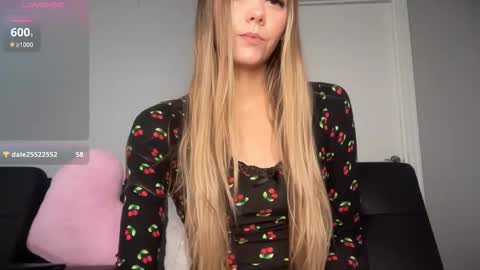 Astrid Sky online show from 05/29/26, 08:40