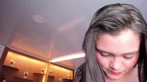 Astrid  online show from 06/05/26, 06:52
