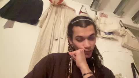 Snapshot of astrodoll chatting on 01/04/25, 08:16 Astro Doll online show from 01/04/25, 08:16