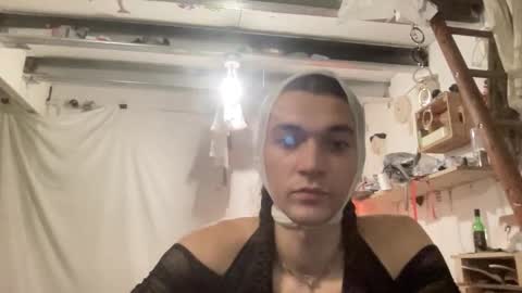 Snapshot of astrodoll chatting on 01/11/26, 05:51 Astro Doll online show from 01/11/26, 05:51