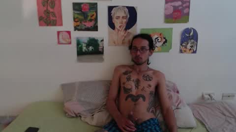Snapshot of astryd69 chatting on 09/21/25, 03:24 Astrid 69 online show from 09/21/25, 03:24