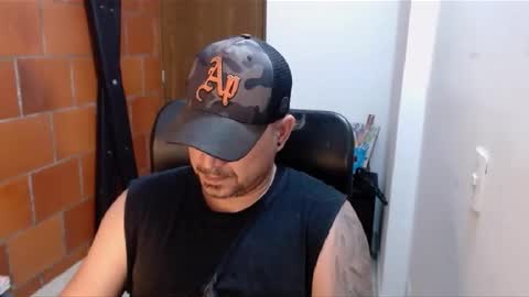 Snapshot of astton_nick chatting on 01/29/25, 06:12 Nick Astton online show from 01/29/25, 06:12