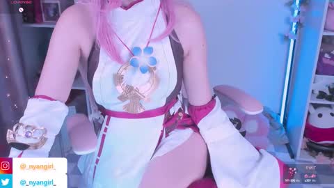 Bonnie online show from 09/17/25, 07:26