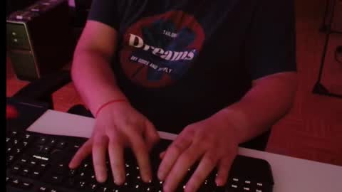 Leo online show from 11/06/25, 09:26