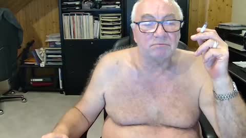 asusandy online show from 01/14/25, 12:11