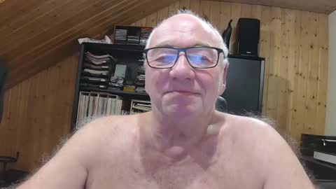 asusandy online show from 02/26/26, 10:42