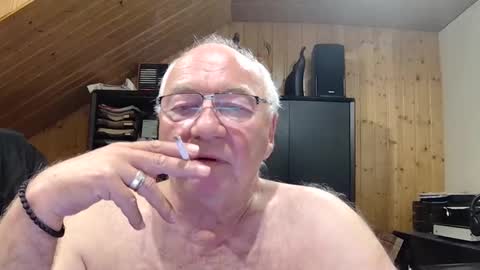 asusandy online show from 04/30/26, 11:09