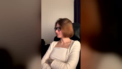 asya_new online show from 04/22/26, 11:23