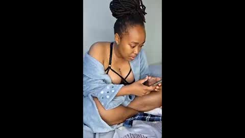 atara_seren online show from 03/04/26, 10:38