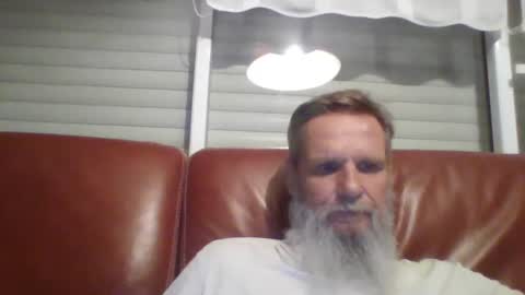 Snapshot of atatanka chatting on 08/06/26, 08:22 atatanka online show from 08/06/26, 08:22