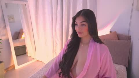 Snapshot of atena676 chatting on 04/24/26, 02:36 atena676 online show from 04/24/26, 02:36