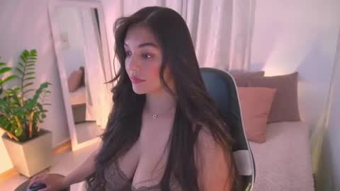 Snapshot of atena676 chatting on 04/26/26, 03:48 atena676 online show from 04/26/26, 03:48