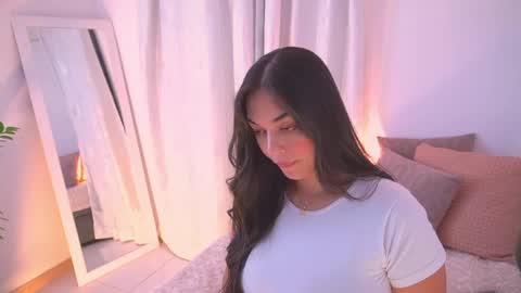 Snapshot of atena676 chatting on 05/18/26, 02:51 atena676 online show from 05/18/26, 02:51