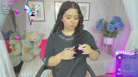 sofia online show from 12/06/24, 10:41