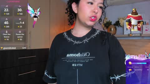 sofia online show from 12/30/24, 10:12