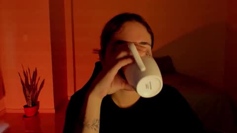 atenas online show from 02/09/26, 05:17