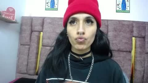 COLOMBIA online show from 04/21/26, 03:13