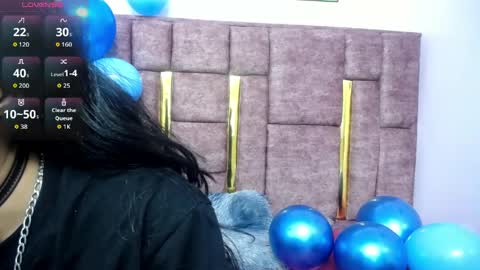 Snapshot of atenea_420 chatting on 04/28/26, 12:32 COLOMBIA online show from 04/28/26, 12:32