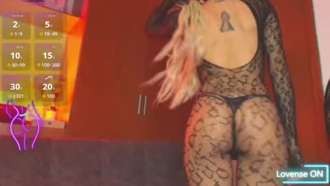 atenea_fit online show from 04/18/26, 01:48