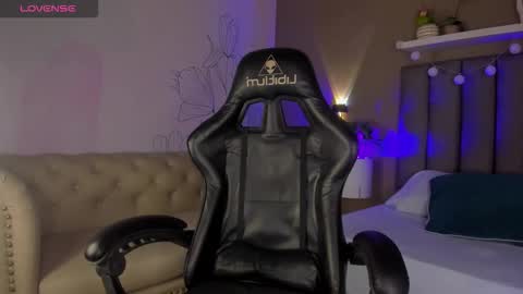 Atenea online show from 03/05/26, 12:23