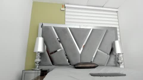 atenea online show from 06/05/26, 04:30