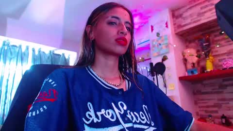 Snapshot of ateneasairce chatting on 02/12/25, 02:32 Atenea online show from 02/12/25, 02:32