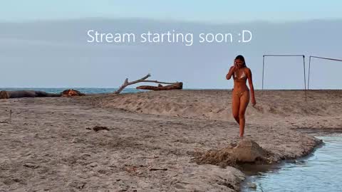 Snapshot of athena_makri05 chatting on 09/11/25, 01:49 ATENEA MAKRI online show from 09/11/25, 01:49