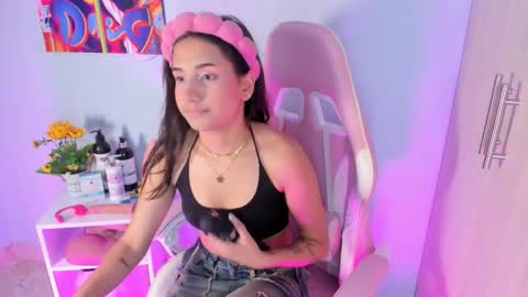 Snapshot of athenea__fox chatting on 11/13/25, 11:20 athenea__fox online show from 11/13/25, 11:20