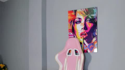 Snapshot of athenea__fox chatting on 12/20/25, 12:01 athenea__fox online show from 12/20/25, 12:01